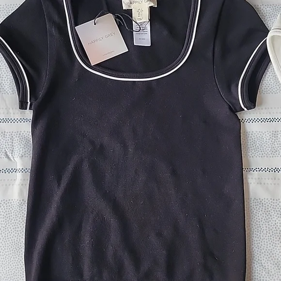2 Womens Happily Grey Baby Tees - Picture 2 of 9